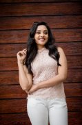 2019 Picture Tamil Actress Smruthi Venkat 8132