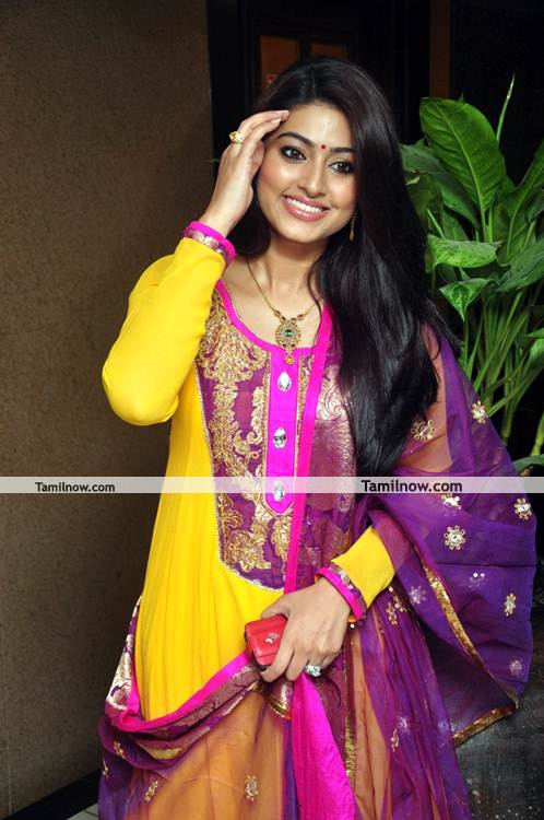 Sneha New Photos 7