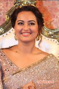 Recent Picture Cinema Actress Sonakshi Sinha 1977