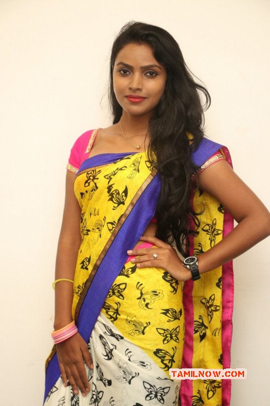 Latest Albums South Actress Soumya 8774