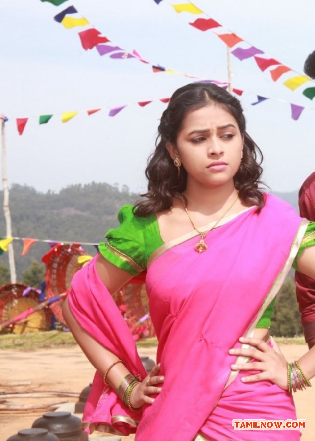 Actress Sri Divya 4066