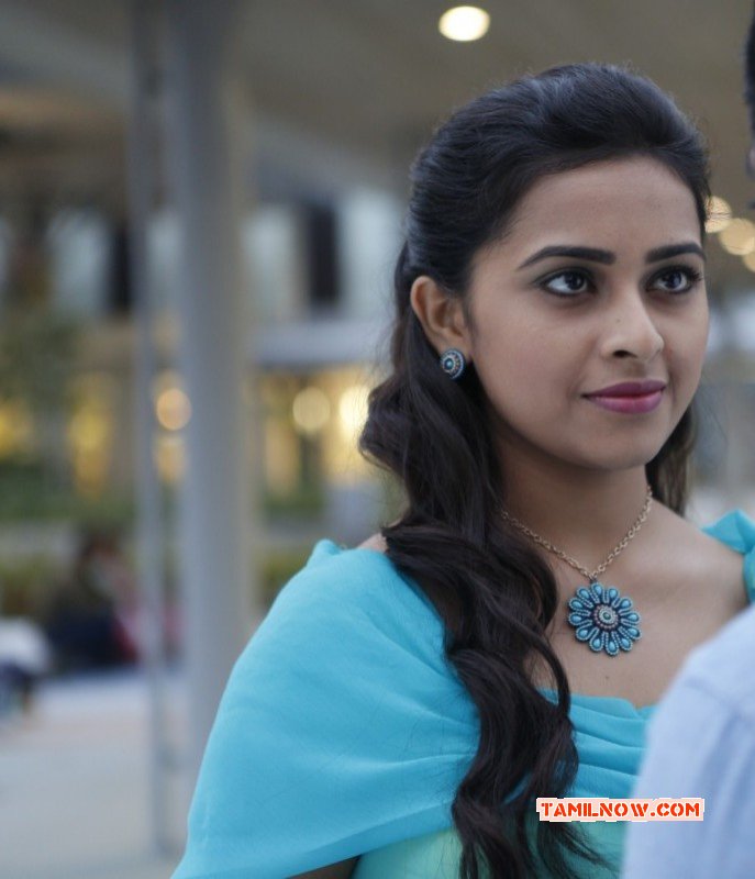 Sri Divya Pic 7733