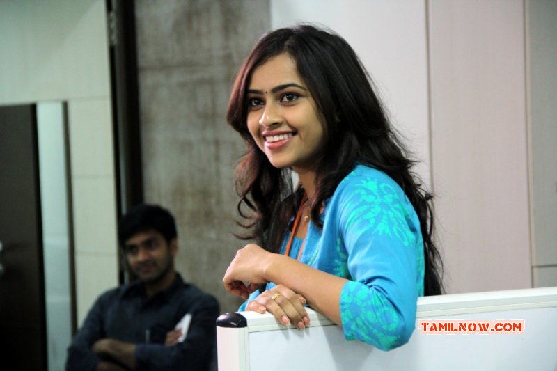 Sri Divya Recent Album 452