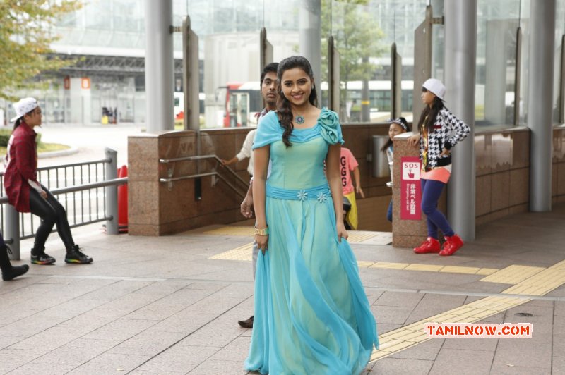 Tamil Movie Actress Sri Divya Apr 2015 Still 8886