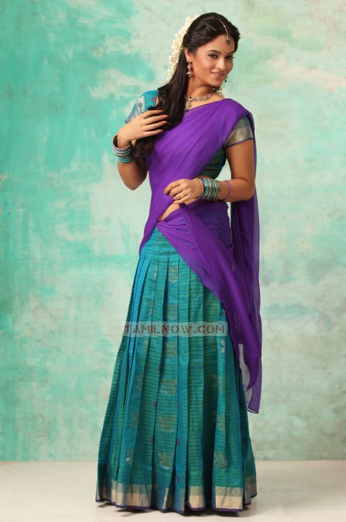 Suja Varunee 7683