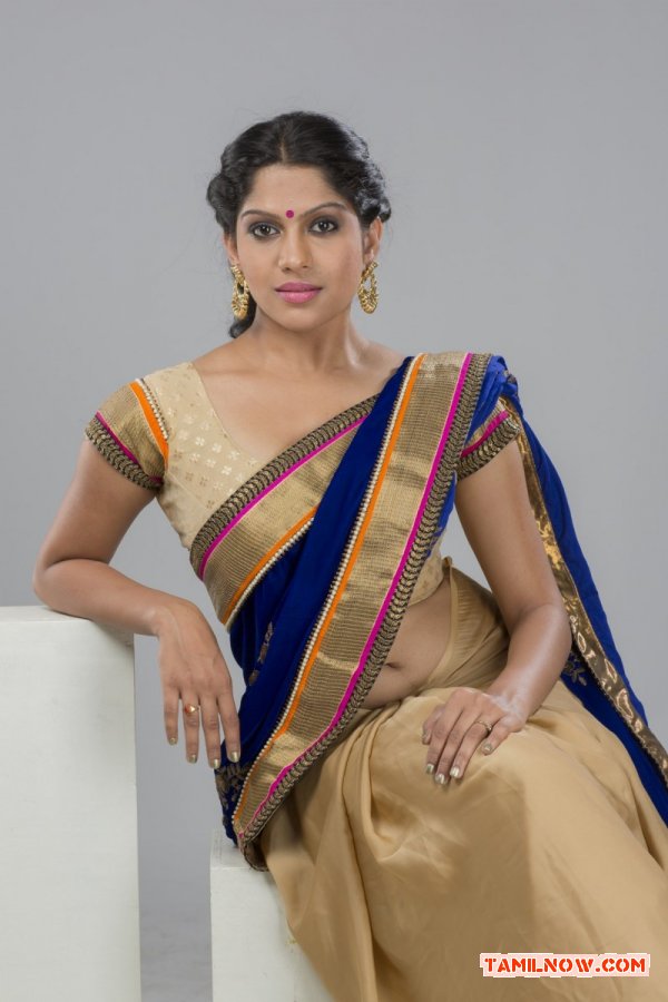 Tamil Actress Swasika Photos 7611
