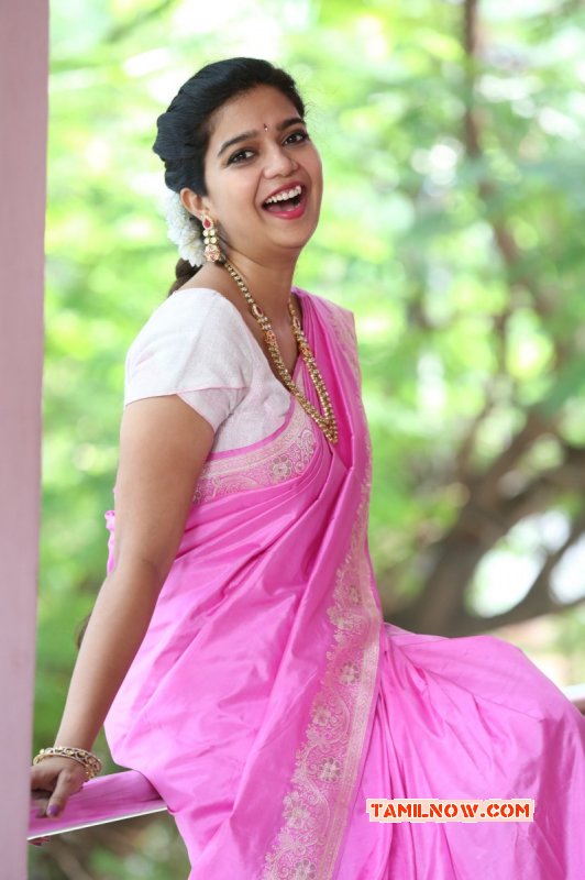 Nov 2015 Pic Movie Actress Swathi Reddy 1283