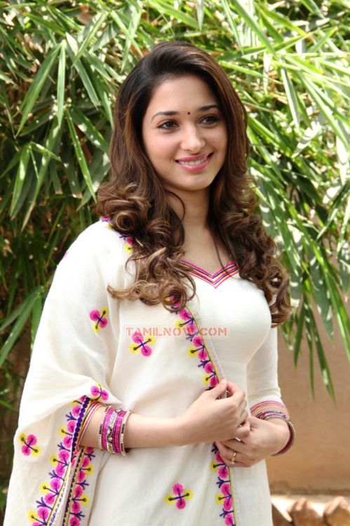 Tamanna 7973