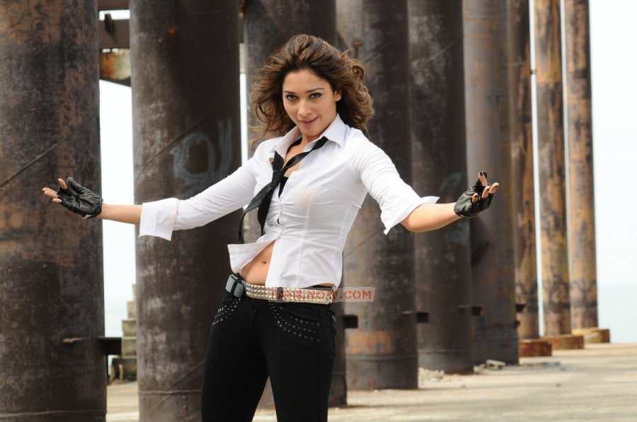 Tamil Actress Tamanna Stills 7383