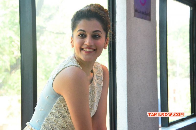 2015 Wallpaper Tapsee Cinema Actress 3656