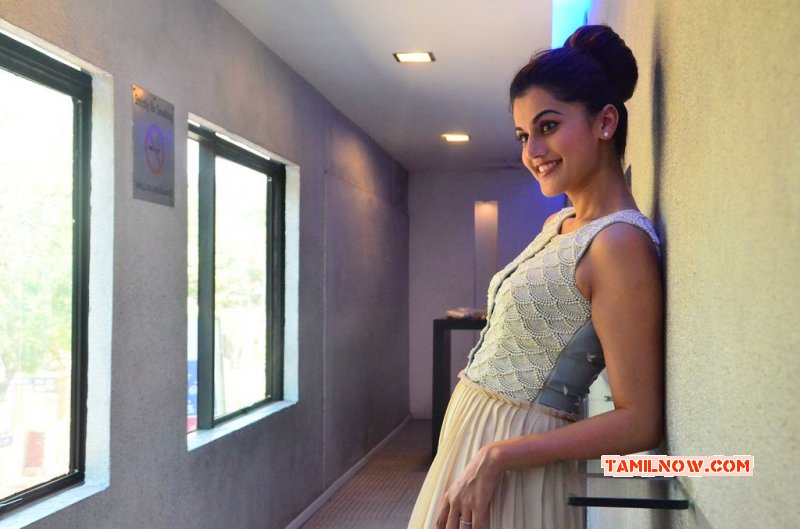 New Picture Actress Tapsee 9679