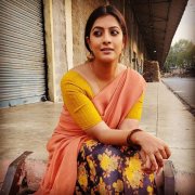 Varalaxmi Sarathkumar South Actress Apr 2020 Image 1571