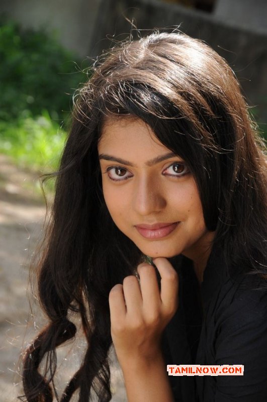 Sathuran Heroine Varsha Actress New Photo 709