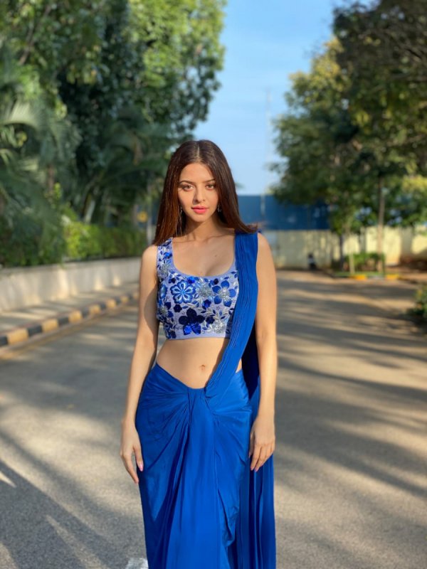 New Pics Vedhika 3031