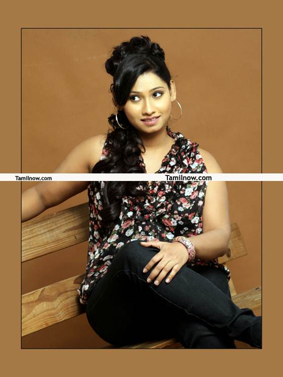 Viji Photo Shoot 2