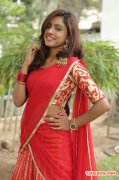 Tamil Actress Vithika Sheru 8749