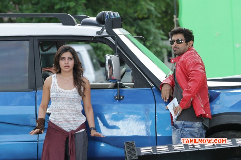 Vikram Samantha In 10 Endrathukulla Movie Image 800