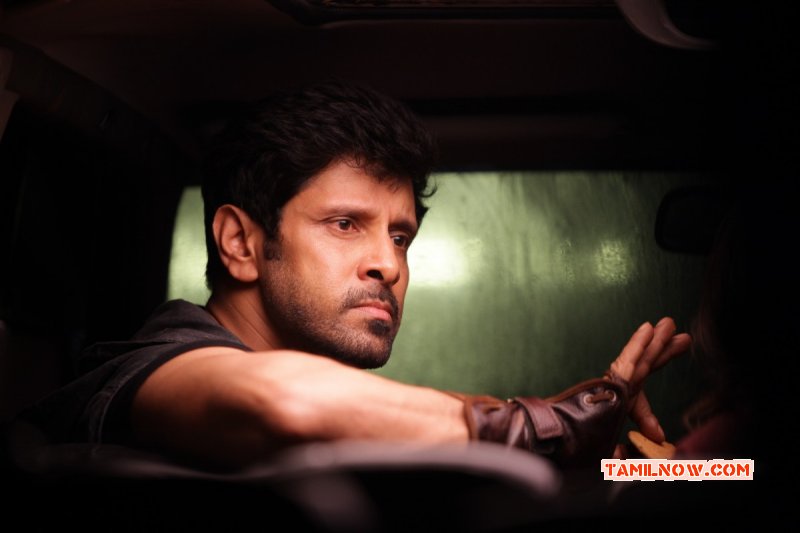 Movie Gallery Chiyaan Vikram In 10 Enradhukulla 726