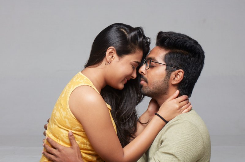 Gv Prakash Kumar Shalini Pandey Gallery 754