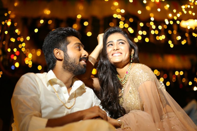 Gv Prakash Kumar Shalini Pandey Image 691