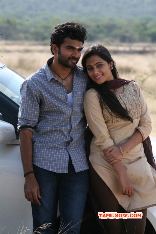 Movie New Pic Ashok Selvan Shruthi In Movie 144 333