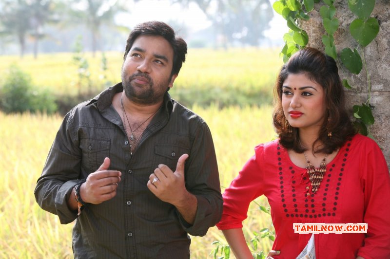 Shiva And Oviya Helen In Movie 144 914