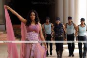 18 Vayasu Johnny Gayathri Pic12