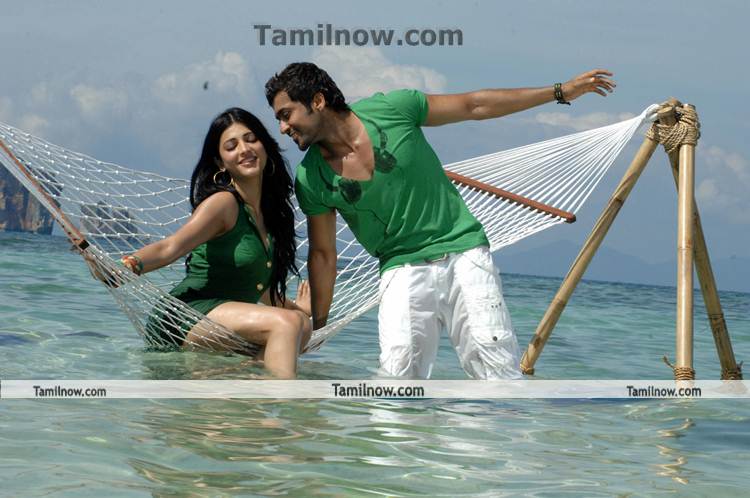 7aam Arivu New Pictures 9