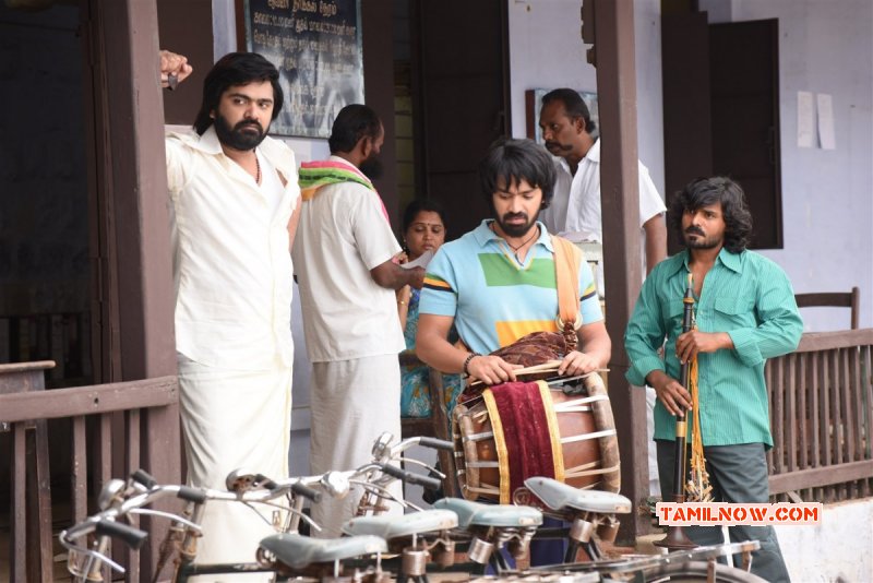 Pic Aaa Tamil Movie 1595