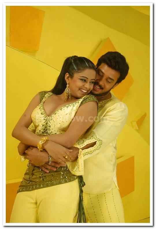 Priyamani And Bharath Still 26