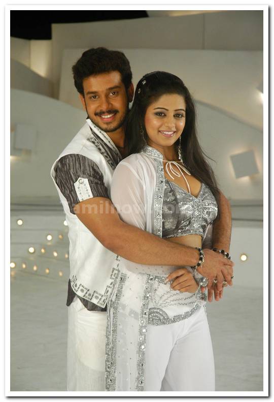 Priyamani And Bharath Still 27