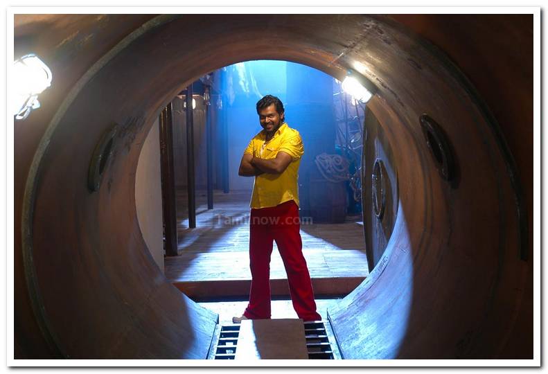 Aayirathil Oruvan 102