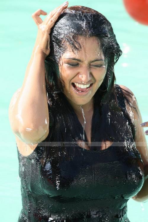 Agarathi Photos 5