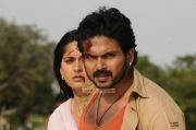 Anushka And Karthi 779