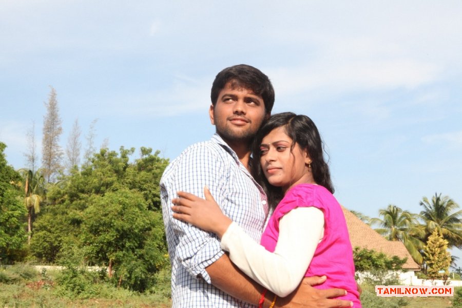 Tamil Movie Aluchaattiyam Stills 4340