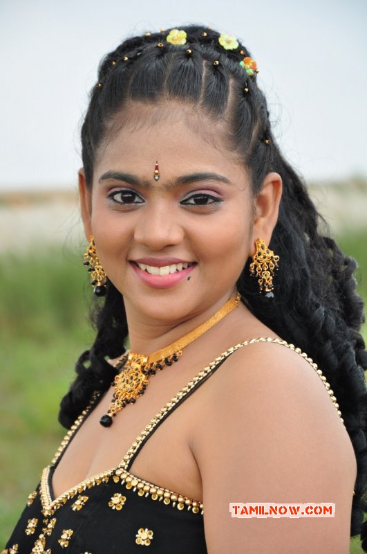 Latest Picture Anjukku Onnu 3599