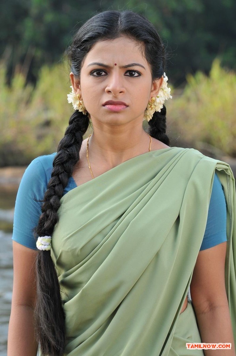 Movie Apple Penney Stills 2434
