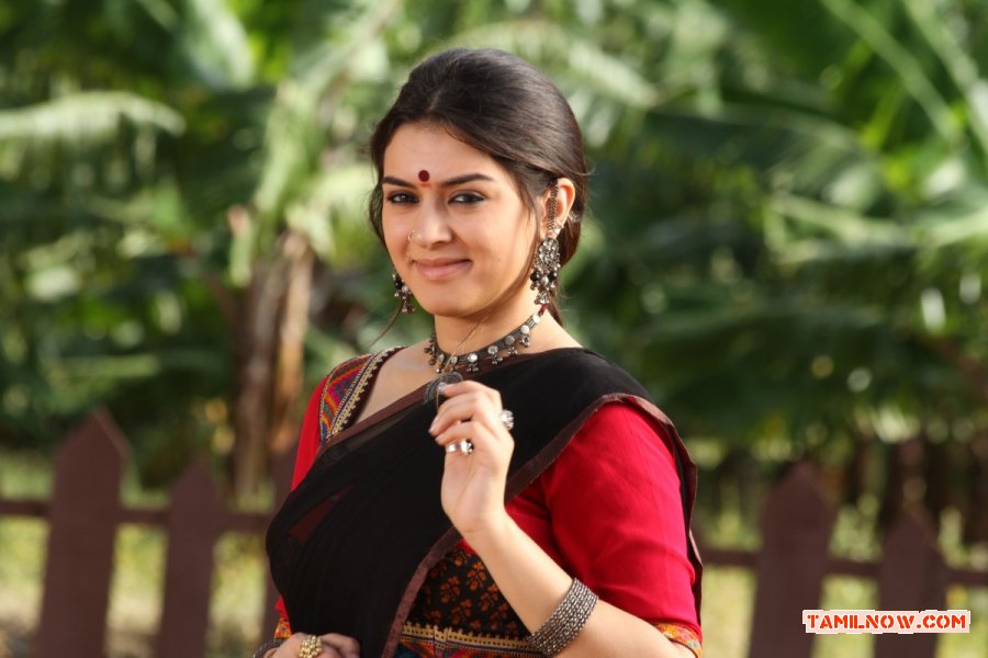 Hansika Motwani In Aranmanai 25