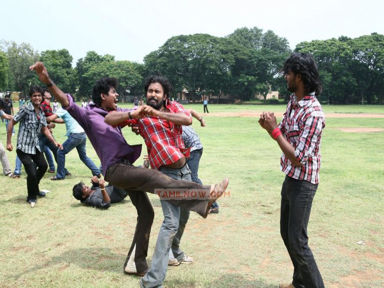 Movie Attakathi 8476