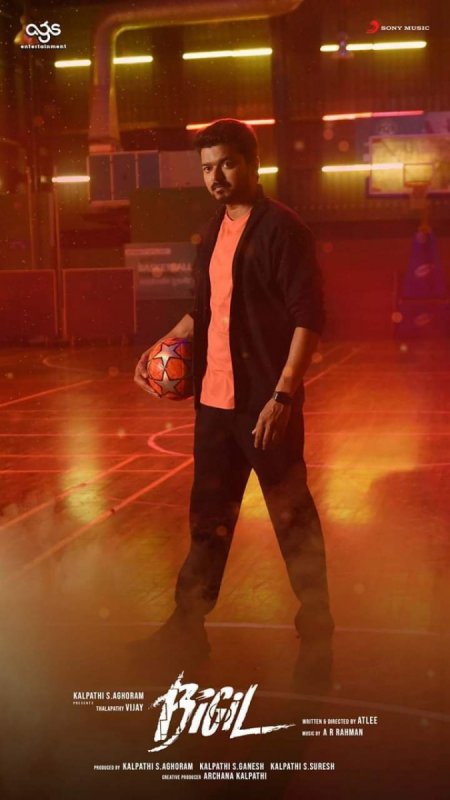 Thalapathy Vijay Bigil New Still 131