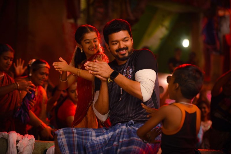 Thalapathy Vijay In Bigil 13