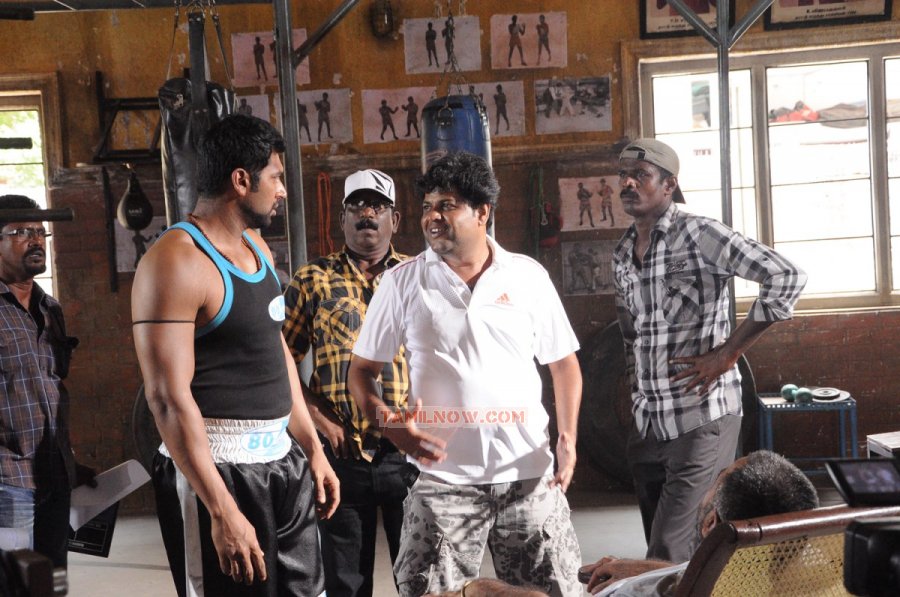 Jayam Ravi At Boologam Location 665