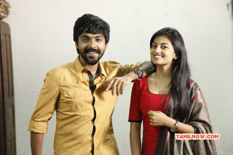 Latest Photo Gv Prakash And Anandhi 509