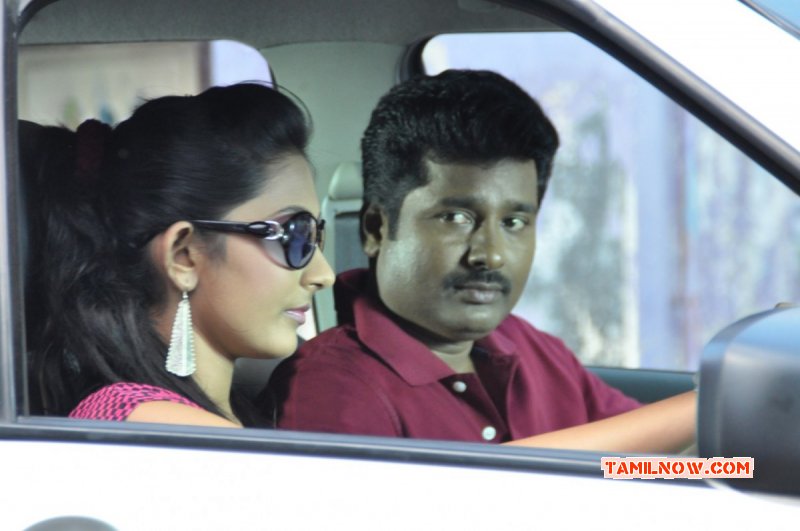 Images Tamil Cinema Ennodu Nee Irundhal 4075