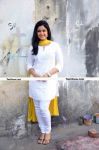 Poonam Bajwa At Ethiri No 3 Movie Location 4