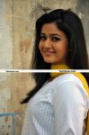 Poonam Bajwa At Ethiri No 3 Movie Location 5