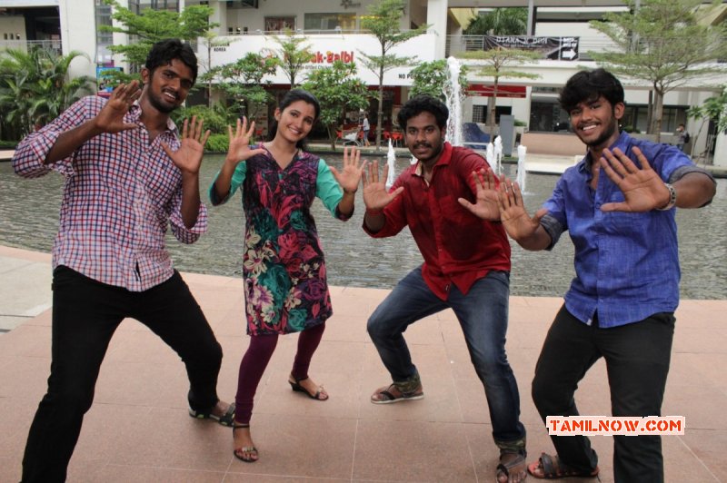 Gilli Bambaram Goli Tamil Film Pics 2816