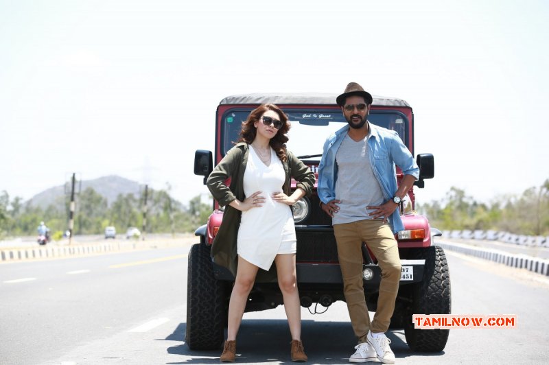 Prabhu Deva Hansika In Gulebakavali New Still 57