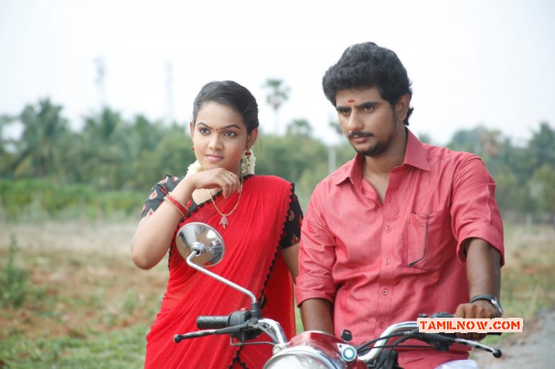 Latest Album Tamil Movie Guru Utchathula Irukaru 8101