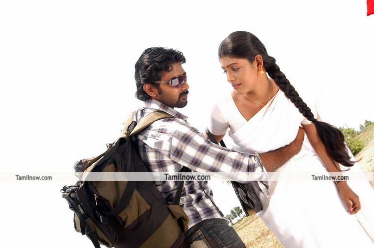 Udhaya Kumar And Iniya Still 8